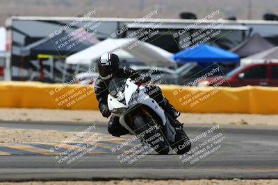 media/Apr-09-2022-SoCal Trackdays (Sat) [[c9e19a26ab]]/Turn 2 (1140am)/